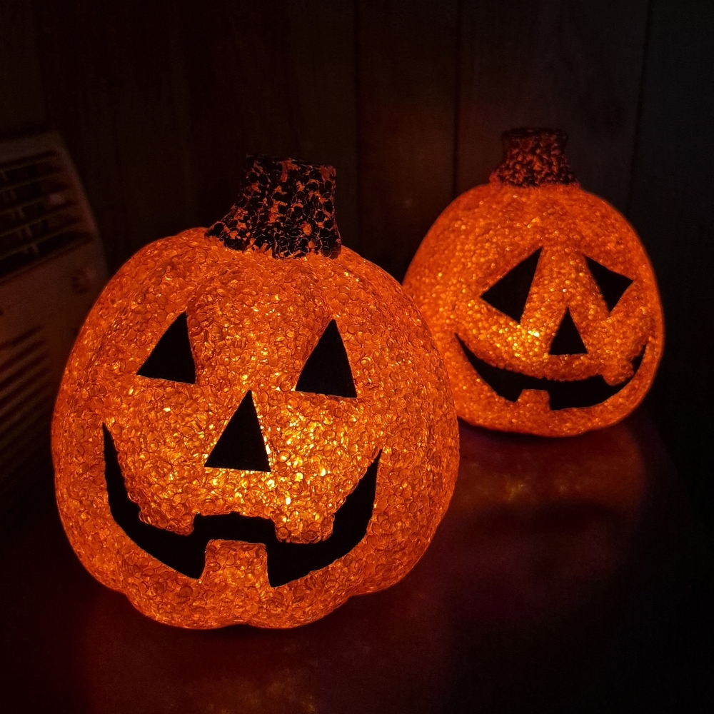 VTG Seasons Melted Plastic Popcorn Glowing Decor